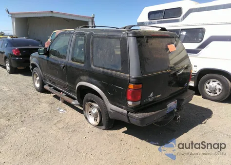 1996 Ford Explorer from USA, damaged, VIN 1FMCU22X3TUC28560